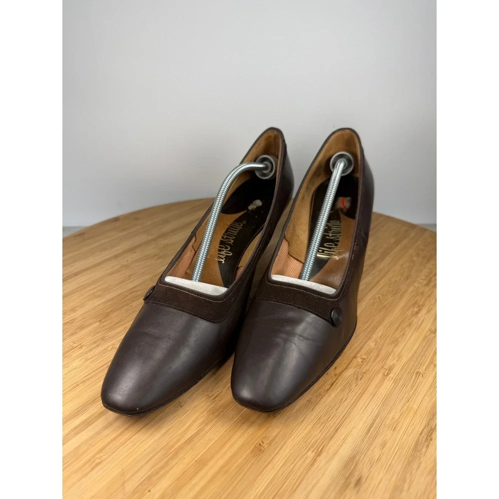 Life Stride Sz 10 Vintage 80s Brown Leather Suede Trim Button Pointy Toe Pumps